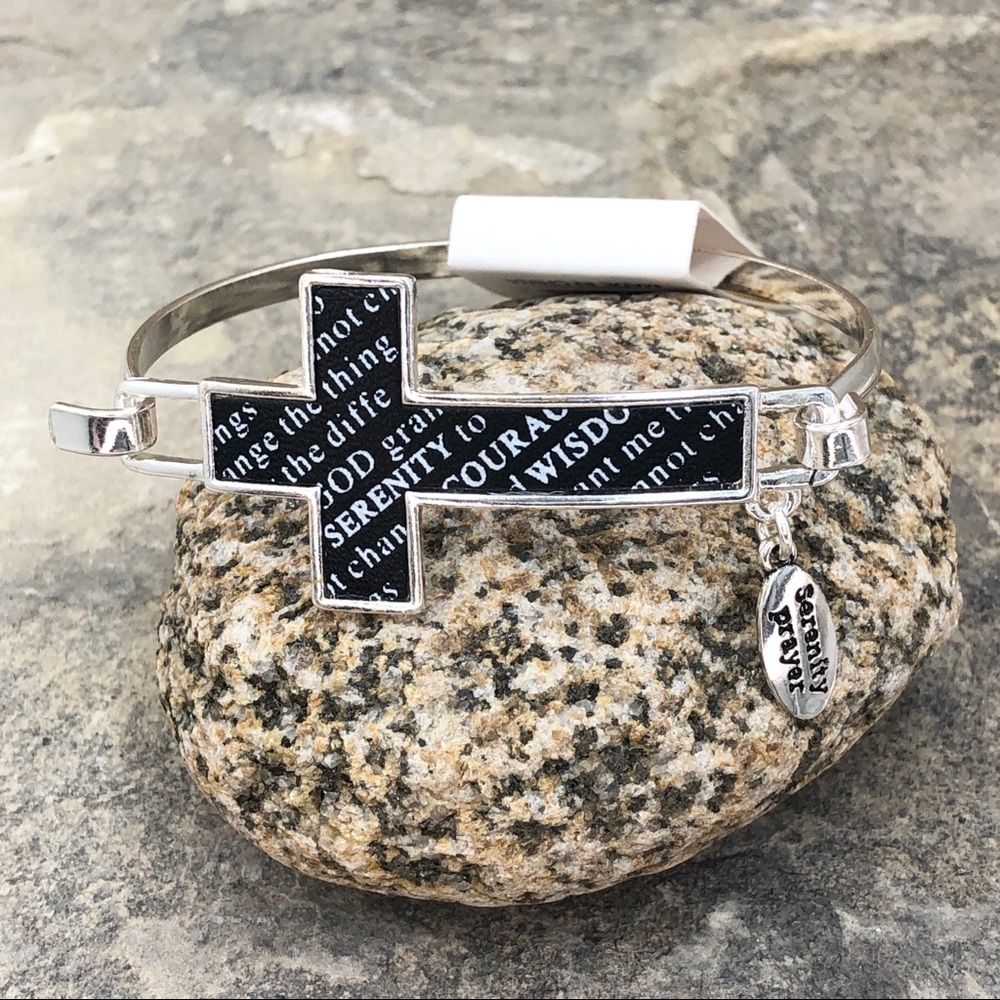 🍀 Serenity Prayer Hook Bangle Bracelet